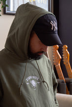 Load image into Gallery viewer, STUDIO HOODIE GREEN